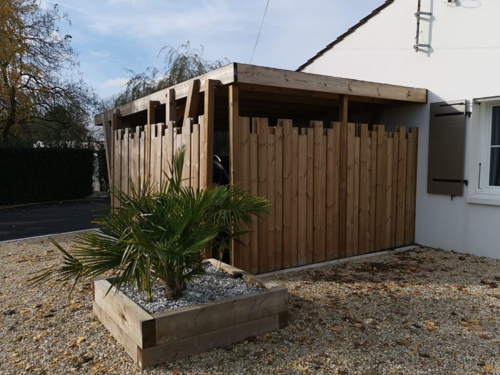 Aménagement extérieur - carport à Nalliers 85